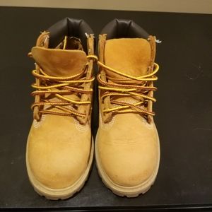 ***SOLD*** Unisex Timberlands
